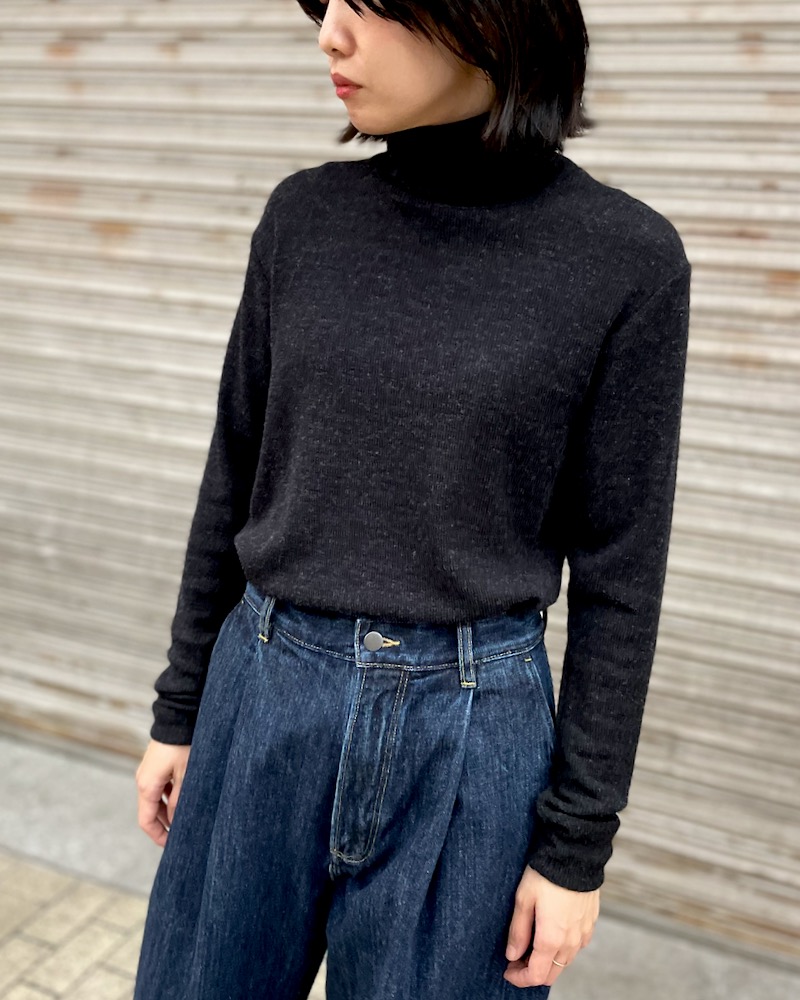 KLASICA “SMOKE turtleneck knit” « pain