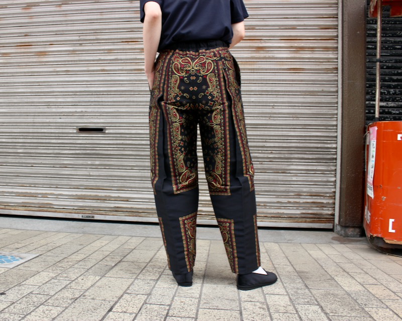 TOGA VIRILIS : Paisley jacquard pants « pain