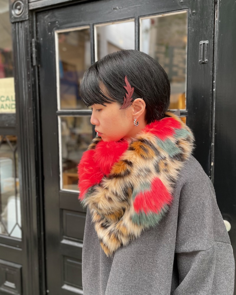TOGA PULLA : Fake fur scarf « pain