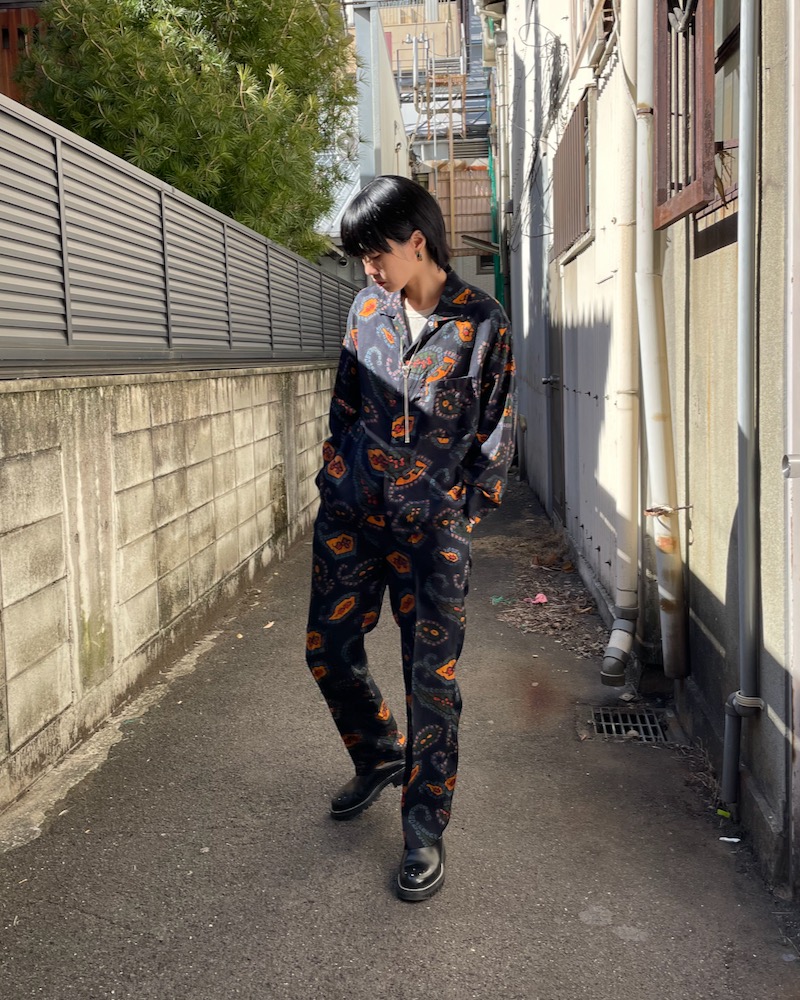 TOGA PULLA  Inner print shirt pants レッド